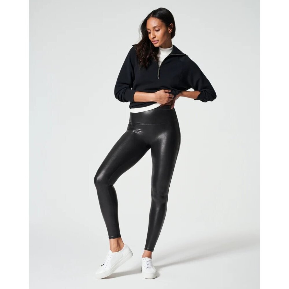SPANX Black Metallic Shaping Waist Smooth Fit Faux Leather Legging M Petite‎